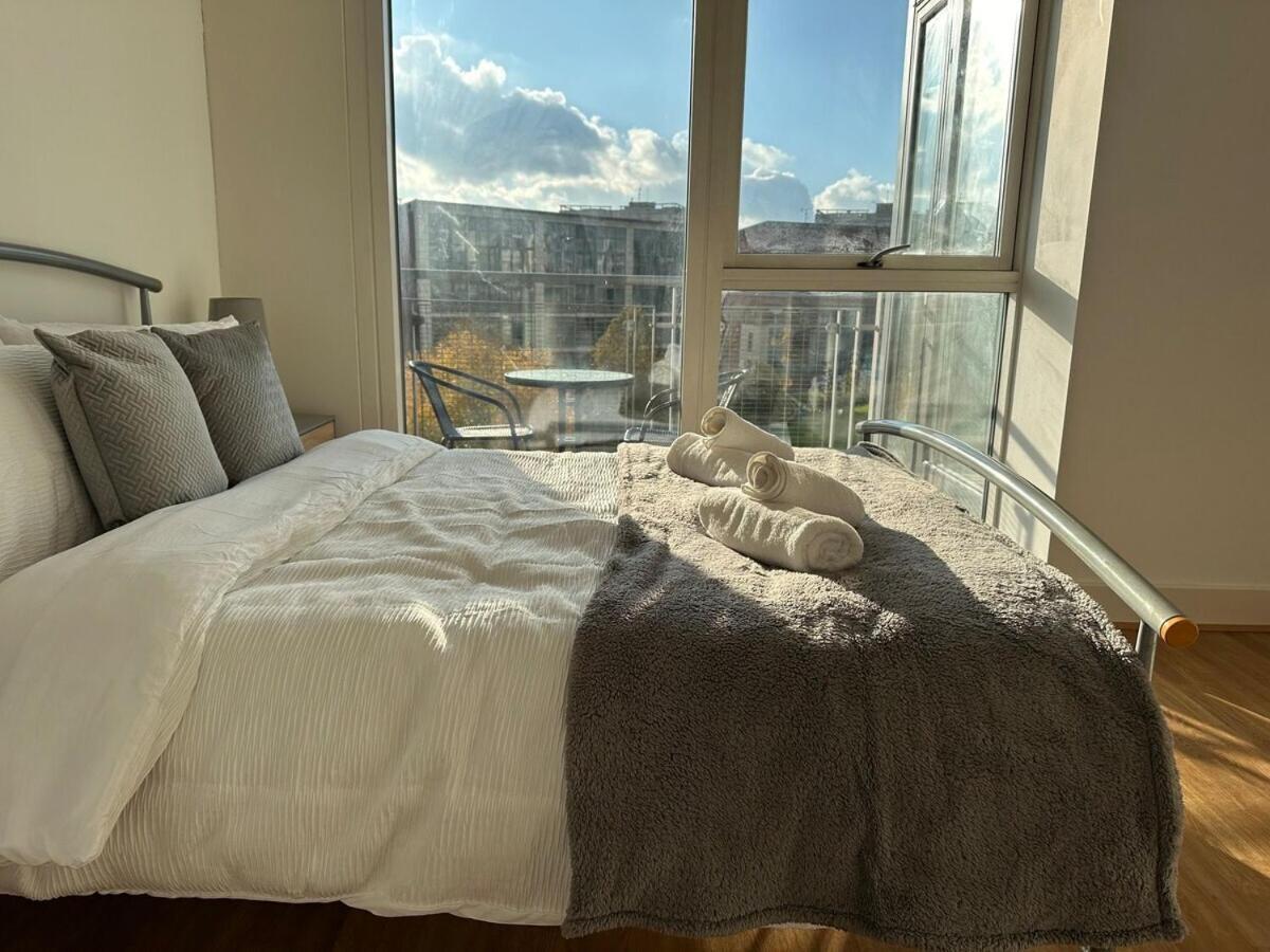 Luxury 1 Bedroom Apartment - City Centre - Balcony - Near O2 Academy Бирмингам Екстериор снимка